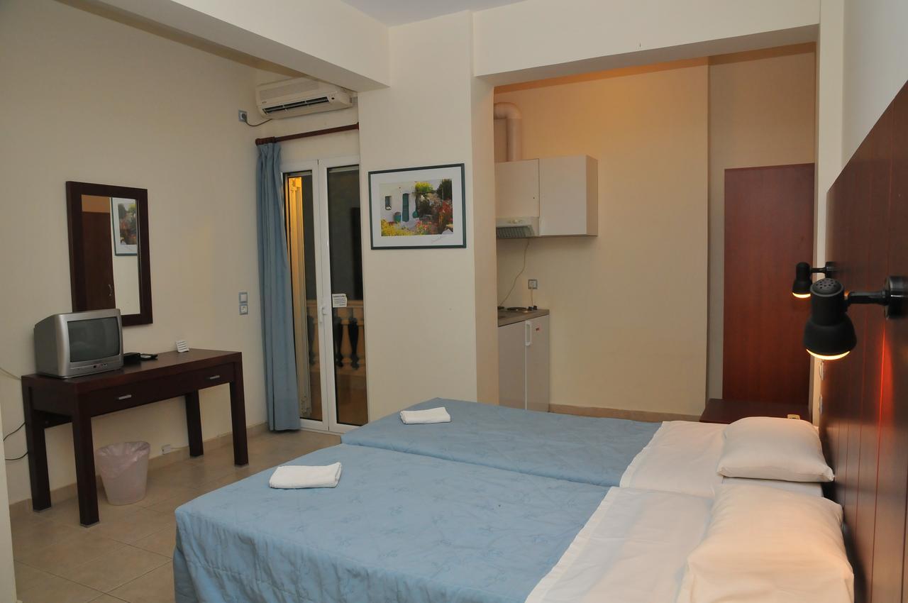 Ionion Star Hotel Tholon 외부 사진